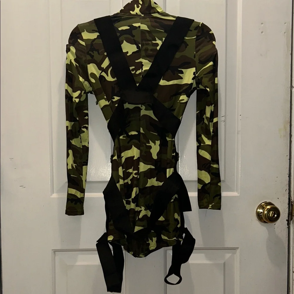Spirit Camouflage Zip-Up Jumpsuit - Picture 6 of 10